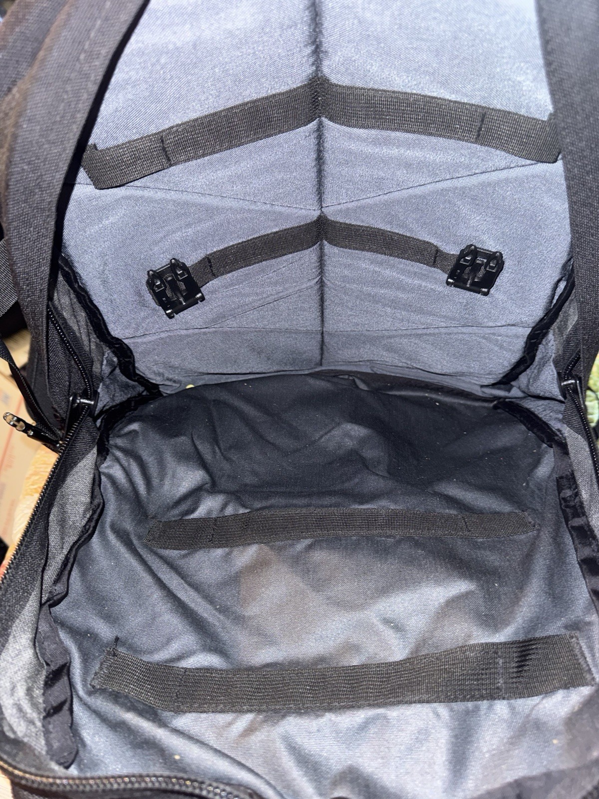 Tom Bihn Brain Bag Backpack 36L Black Gray