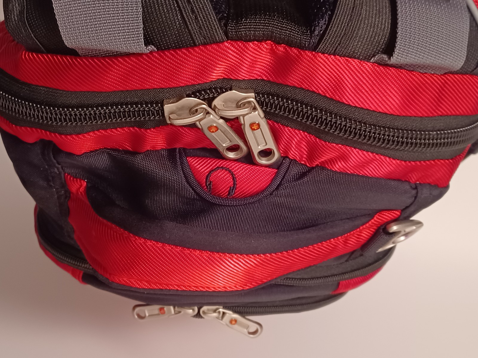 Swiss Gear Deluxe Airflow Laptop Backpack Red