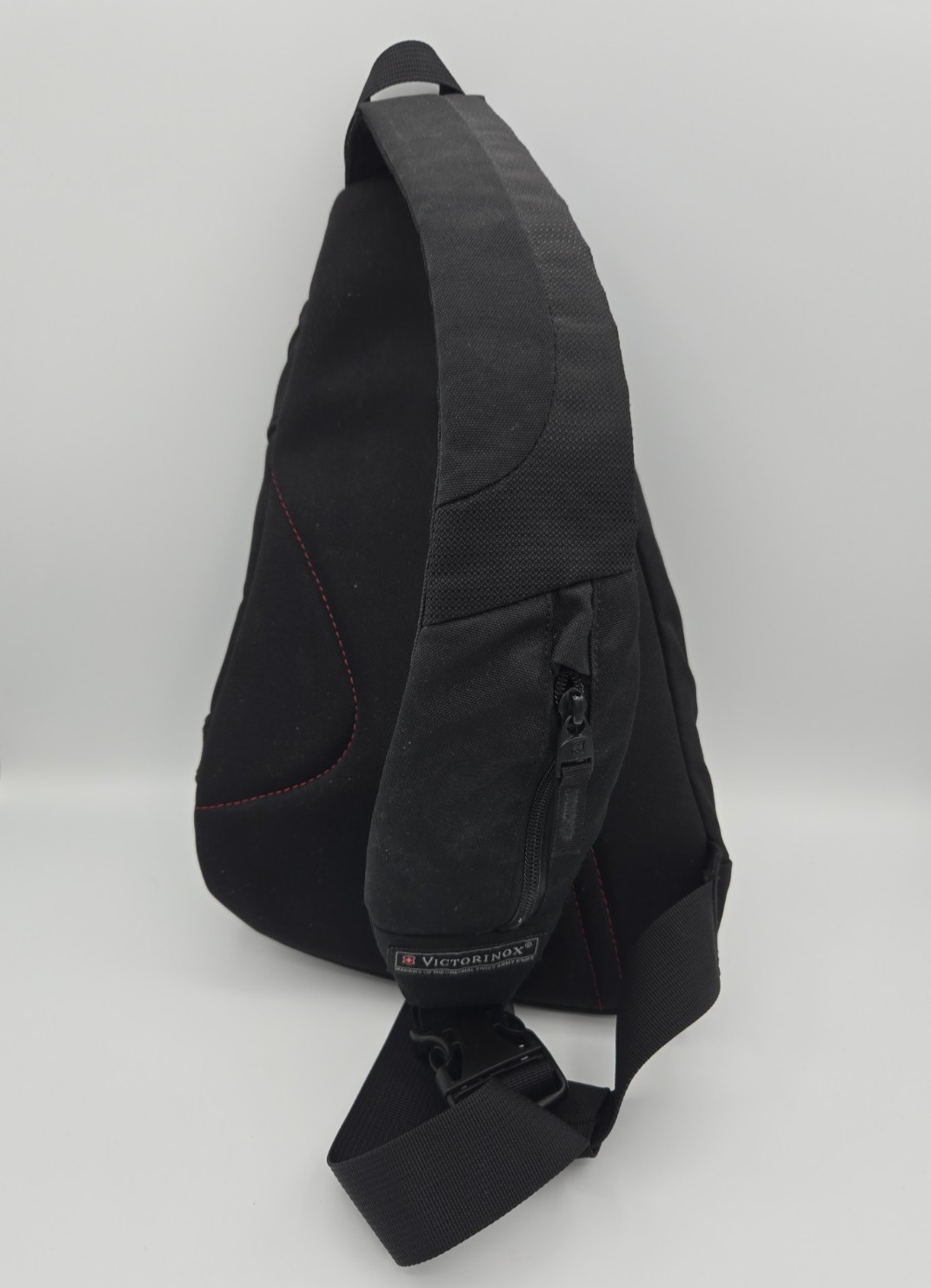 VICTORINOX Sling Crossbody One Shoulder Bag in Black