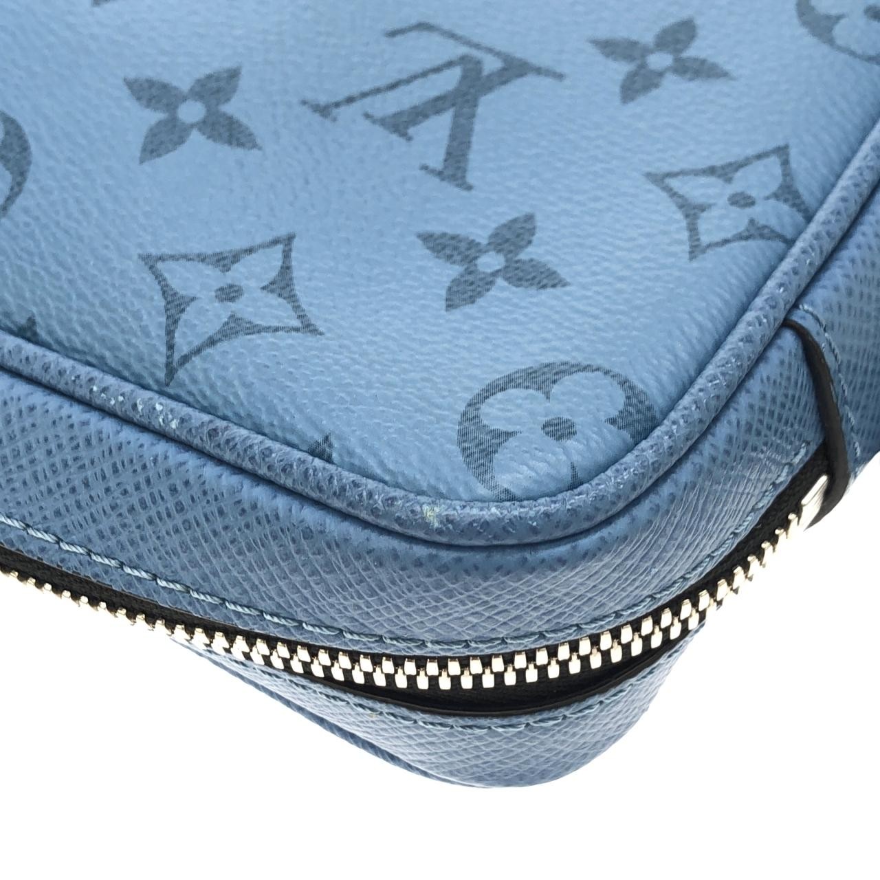 Authentic Louis Vuitton Taiga Llama Outdoor Messenger Shoulder Bag M30749 #2…