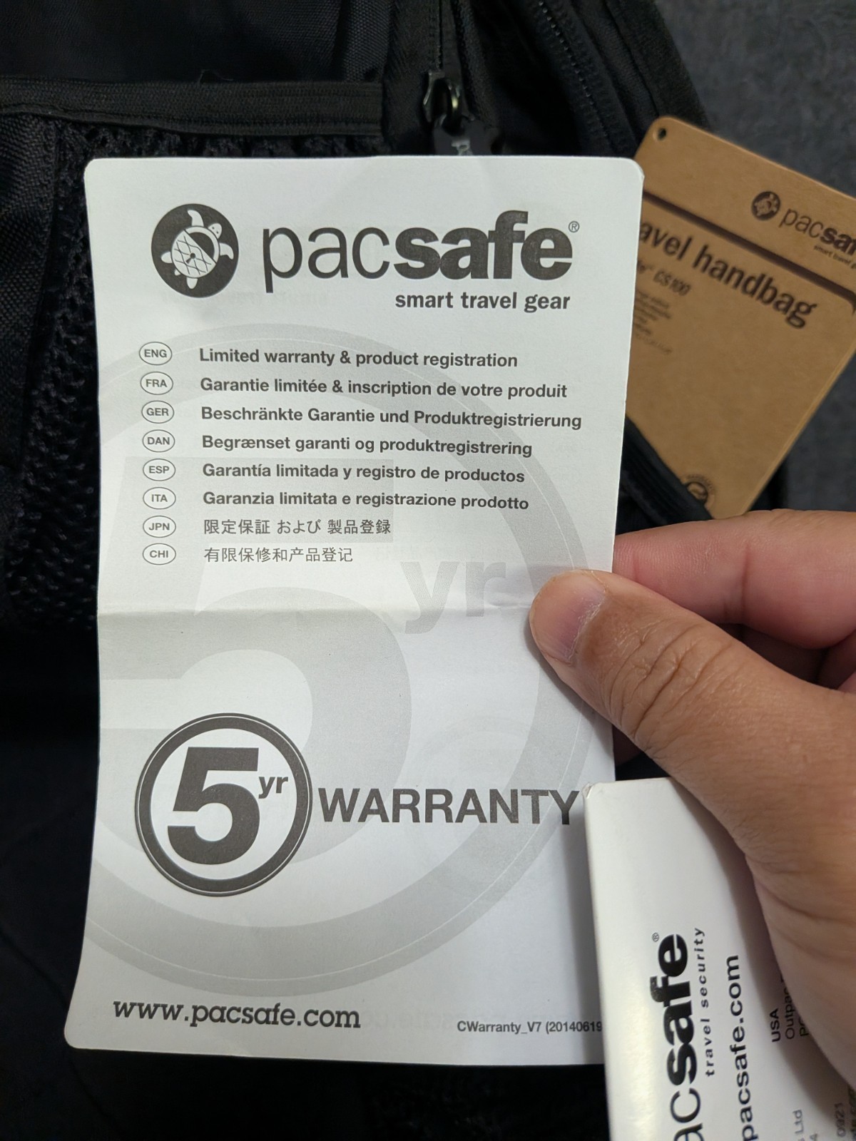 Pacsafe Daysafe100 Lockable Backpack Bag Anti-Theft Anti-Cut Material