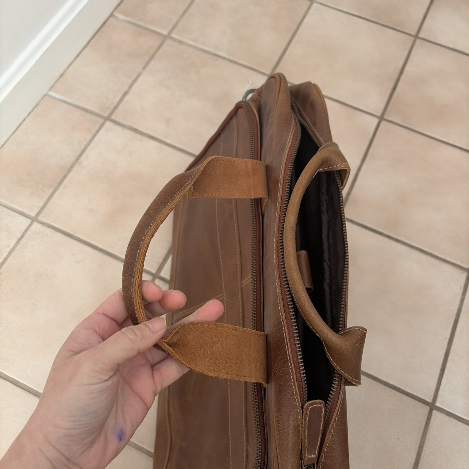 KomalC Leather Messenger Laptop Bag Brown Distressed Briefcase NWOT