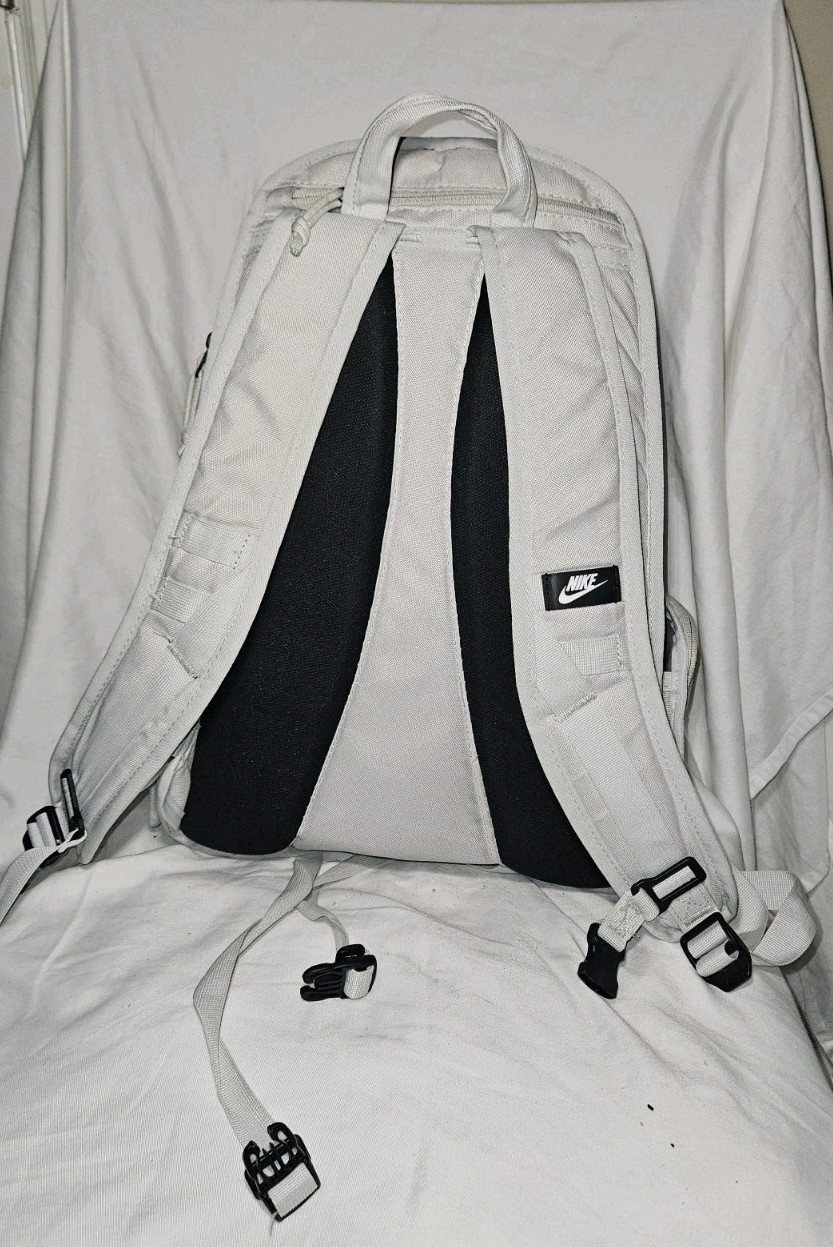 NIke Sportswear RPM Backpack Silver
