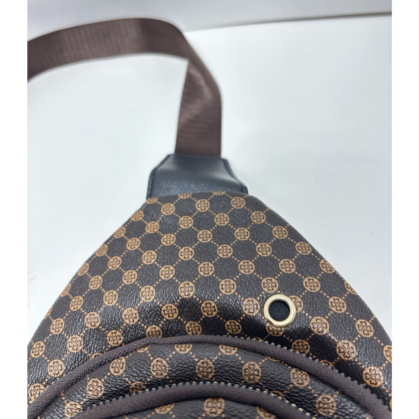 Geometric Printed Men’s PU Leather Crossbody Sling Bag – Stylish & Durable NEW