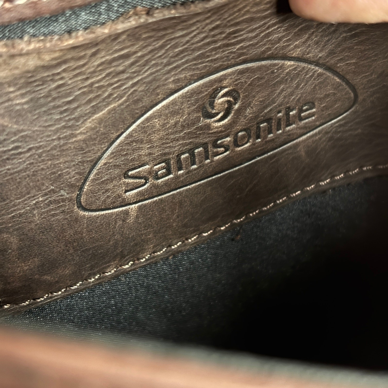 Samsonite Business Casual Series Leather Briefcase Messenger Bag Laptop Satchel