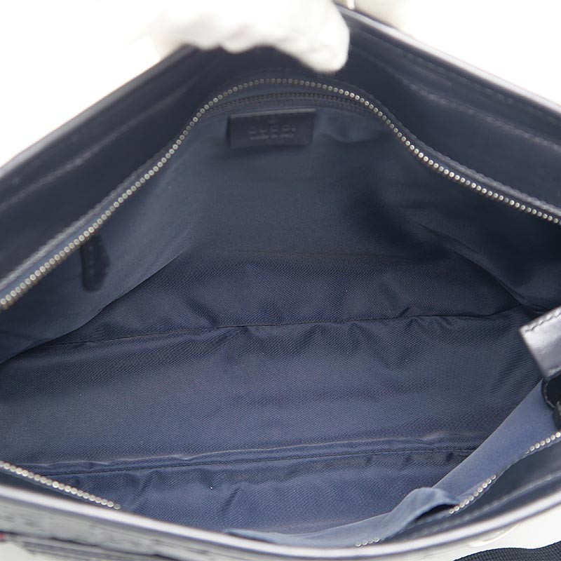 Gucci Guccissima Shoulder Bag 322080 Black A4 size storage
