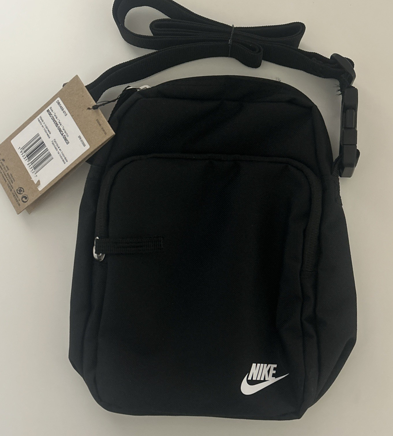 Nike Heritage Cross-Body Bag Black Unisex Small 4L Shoulder Sling Pouch NWT