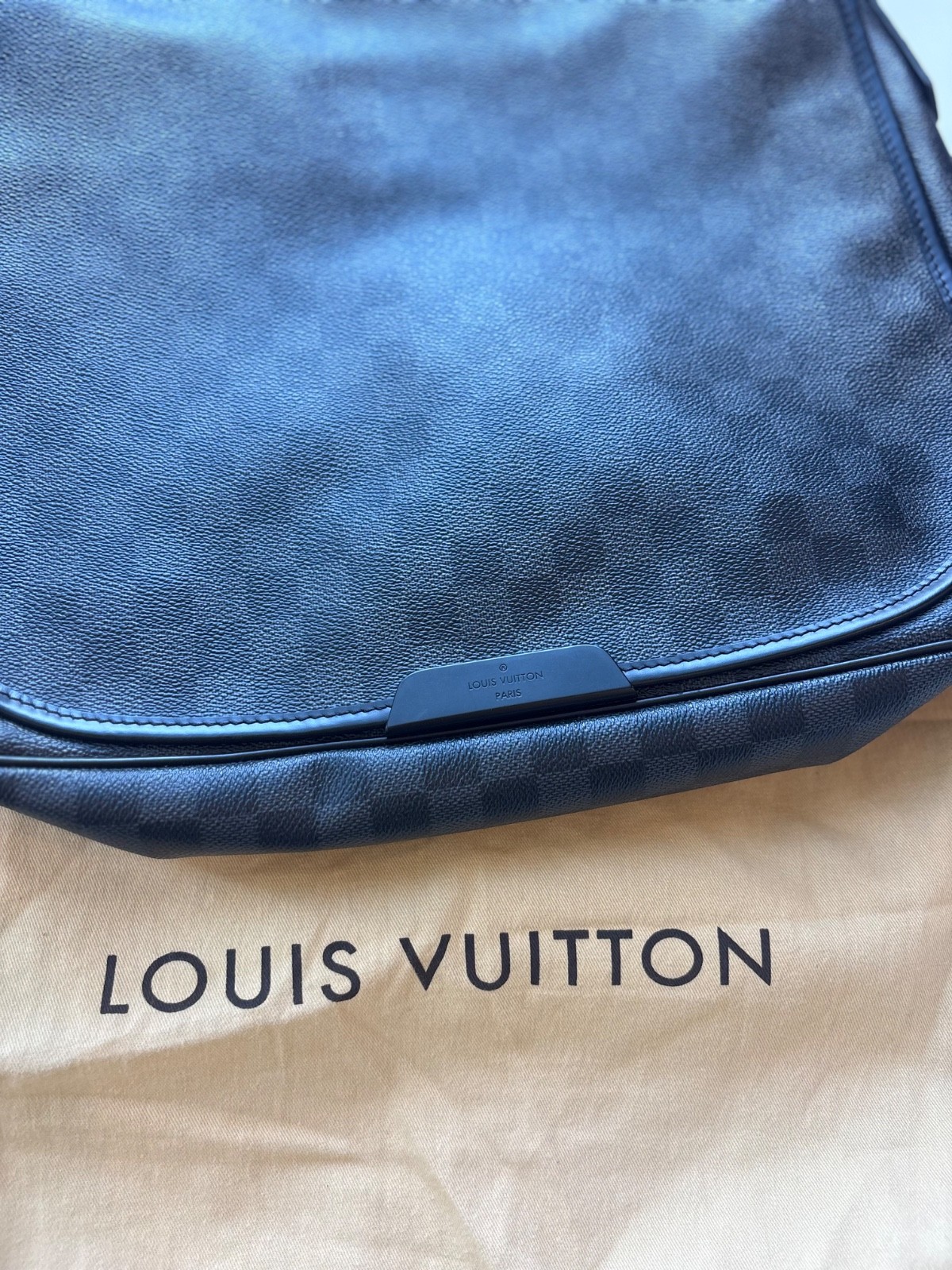 LOUIS VUITTON Daniel MM Damier Graphite Shoulder bag black Leather PVC N58029