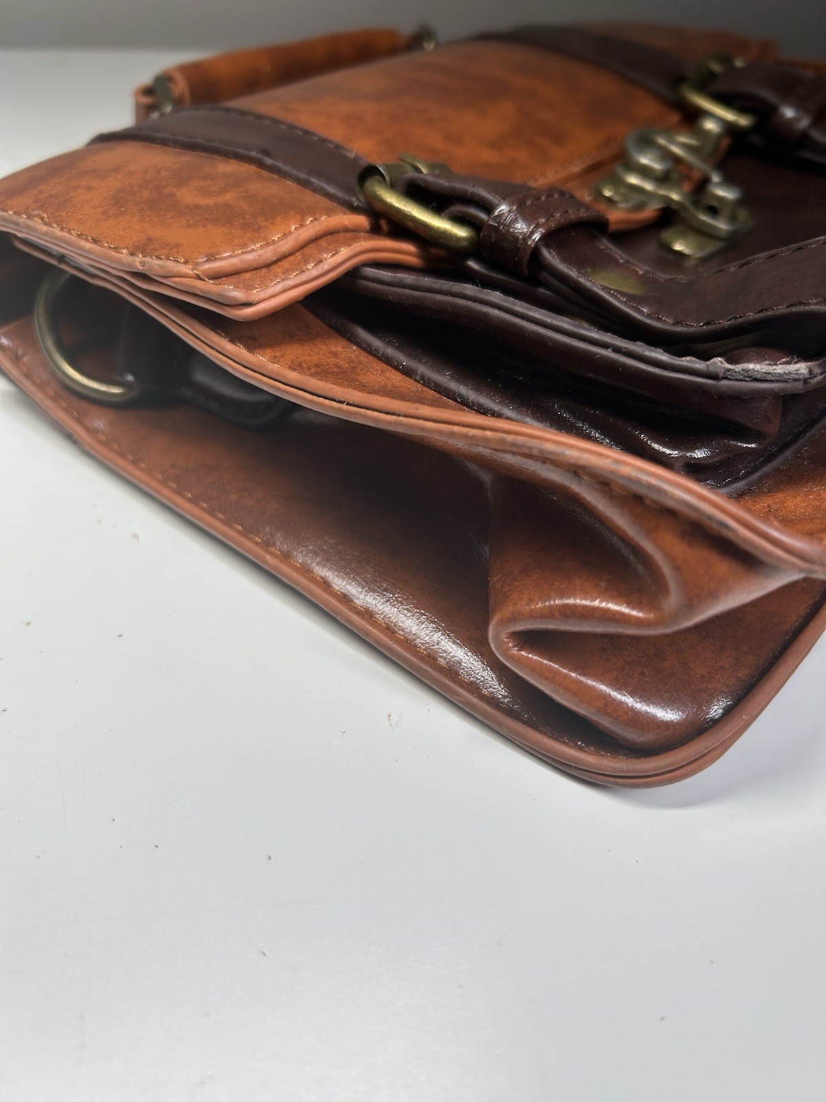 Brown Messenger Bag, Top Handle, Buckle Straps, Push Lock/Zip, Inner Pockets