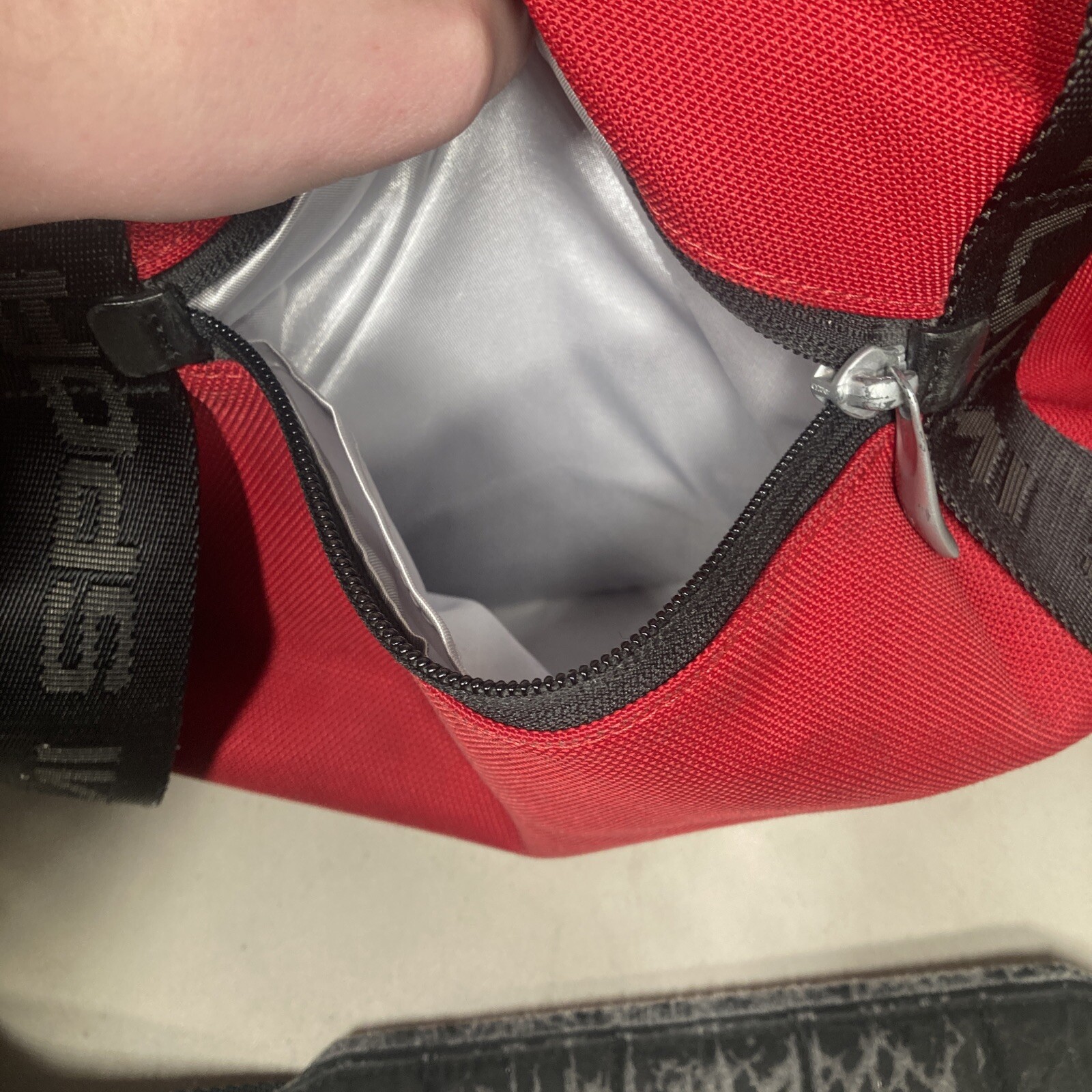 RARE! TUMI ALPHA SPORT 6645D Red Black Nylon Carry On Gym Duffle Bag READ DESCR