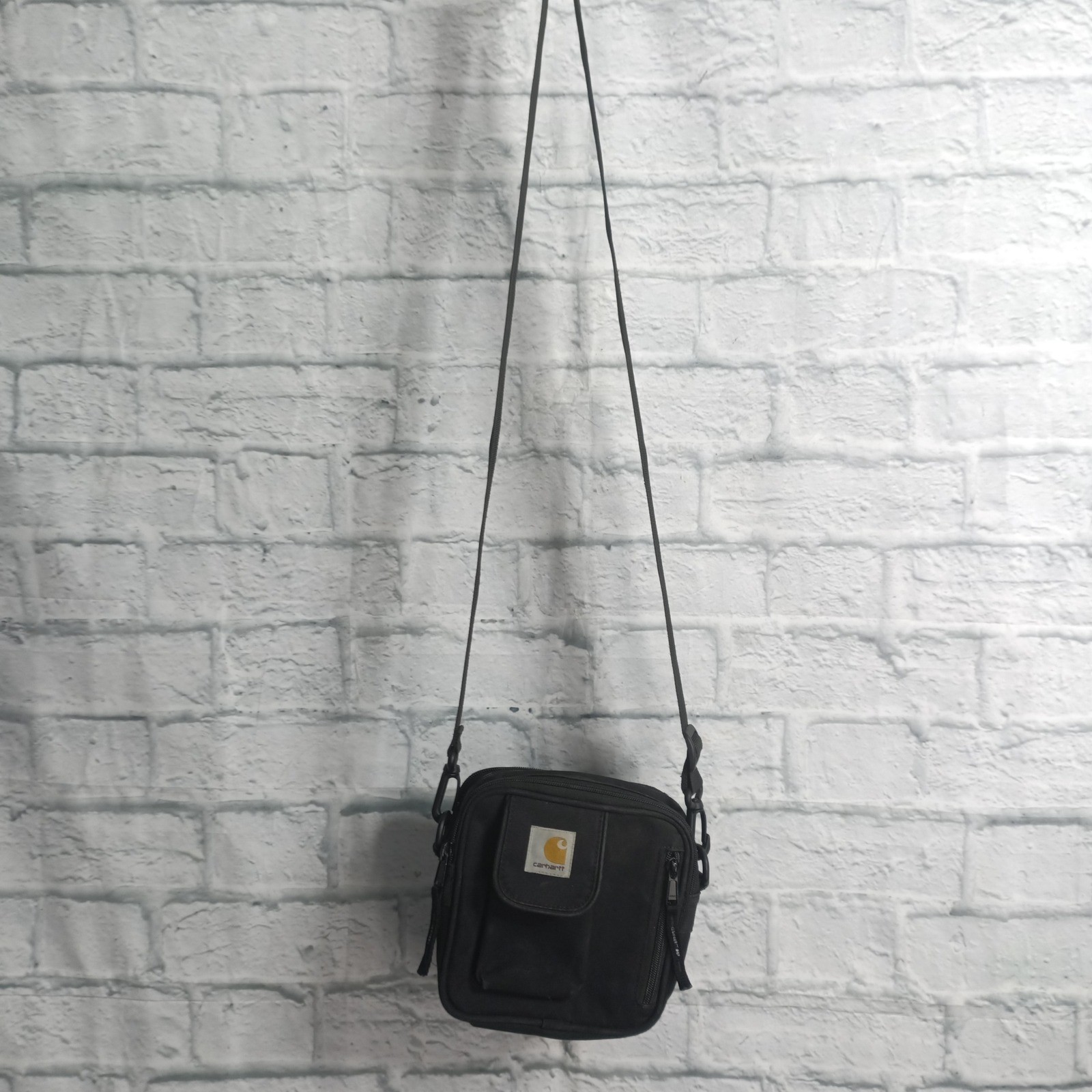 Carhartt WIP Essentials Bag Black Crossbody Shoulder Messenger Bag a7
