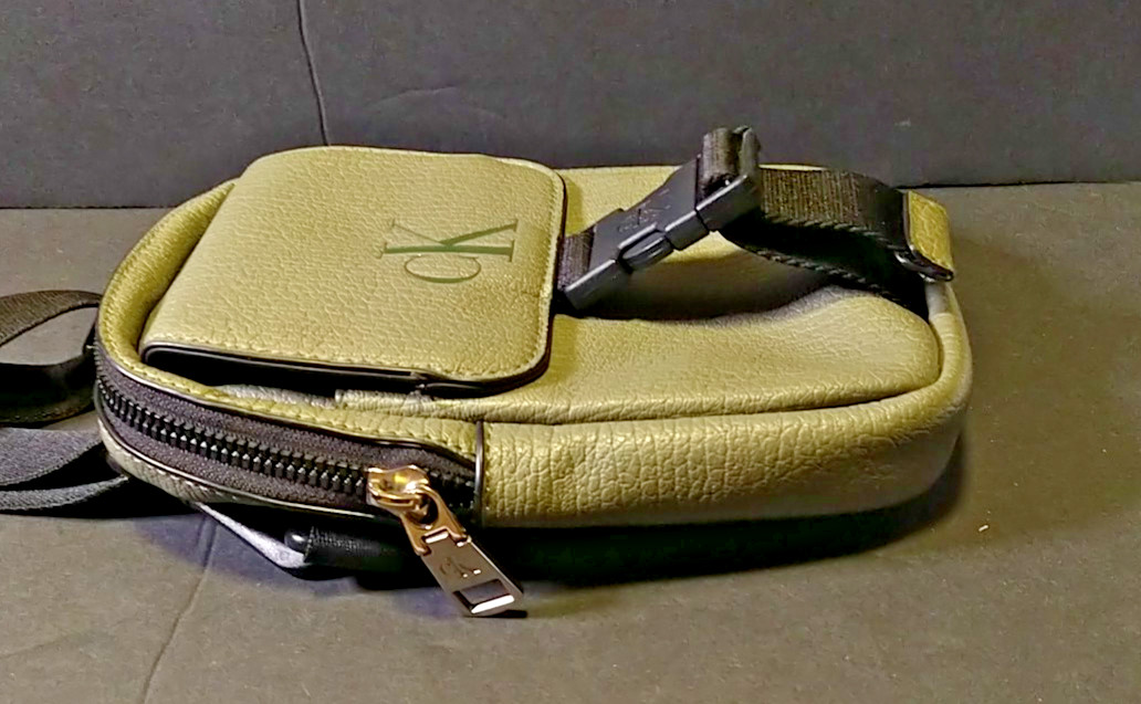 Calvin Klein Men’s Olive Crossover Crossbody Pouch Bag