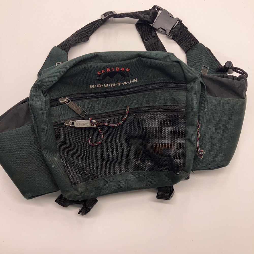 Caribou Mountain double water bottle green black hiking hip pack zip pockets