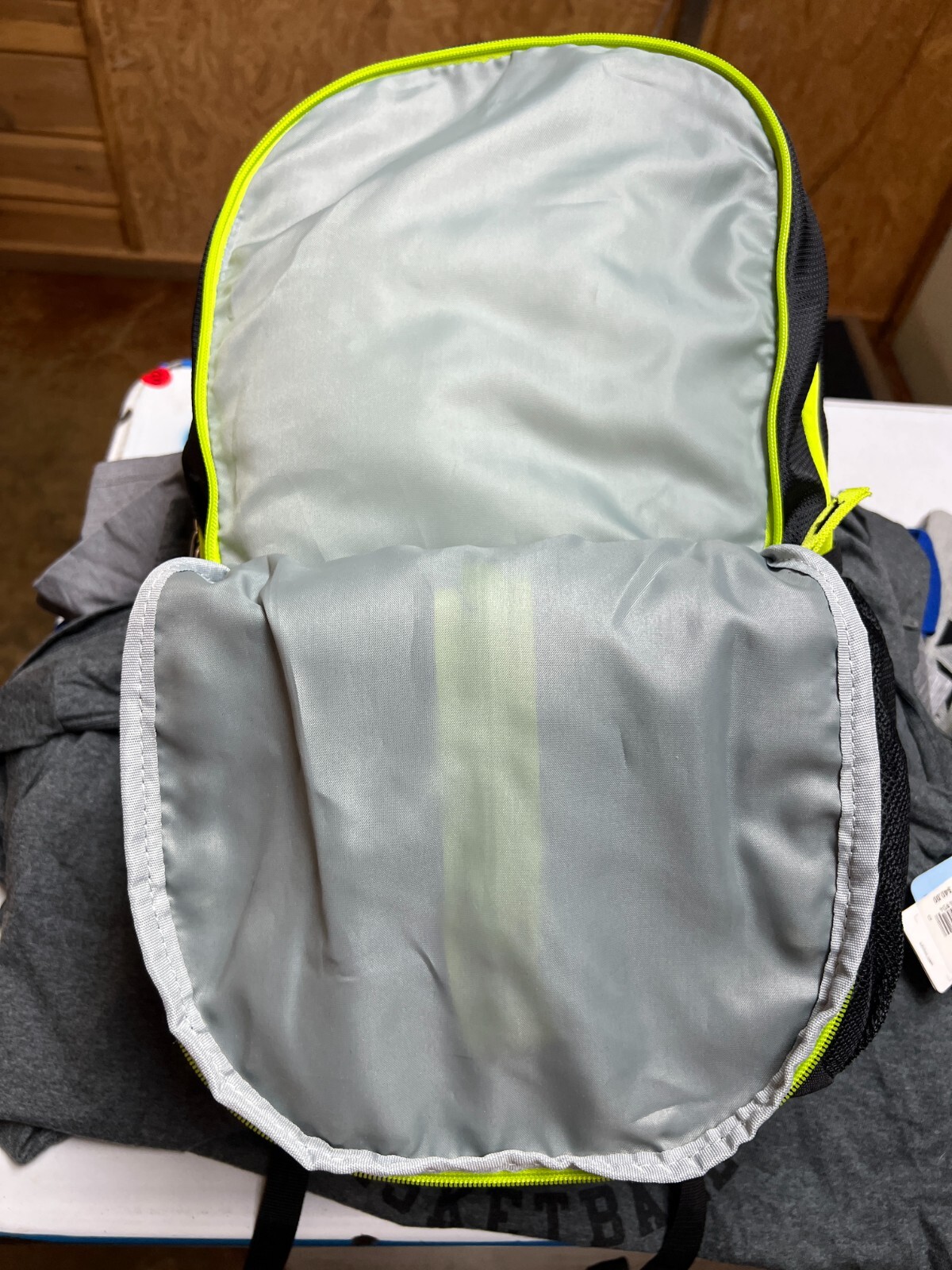 Uline Daypack Black/Lime 25 L Capacity 11 inches wide. 18.5 inches deep