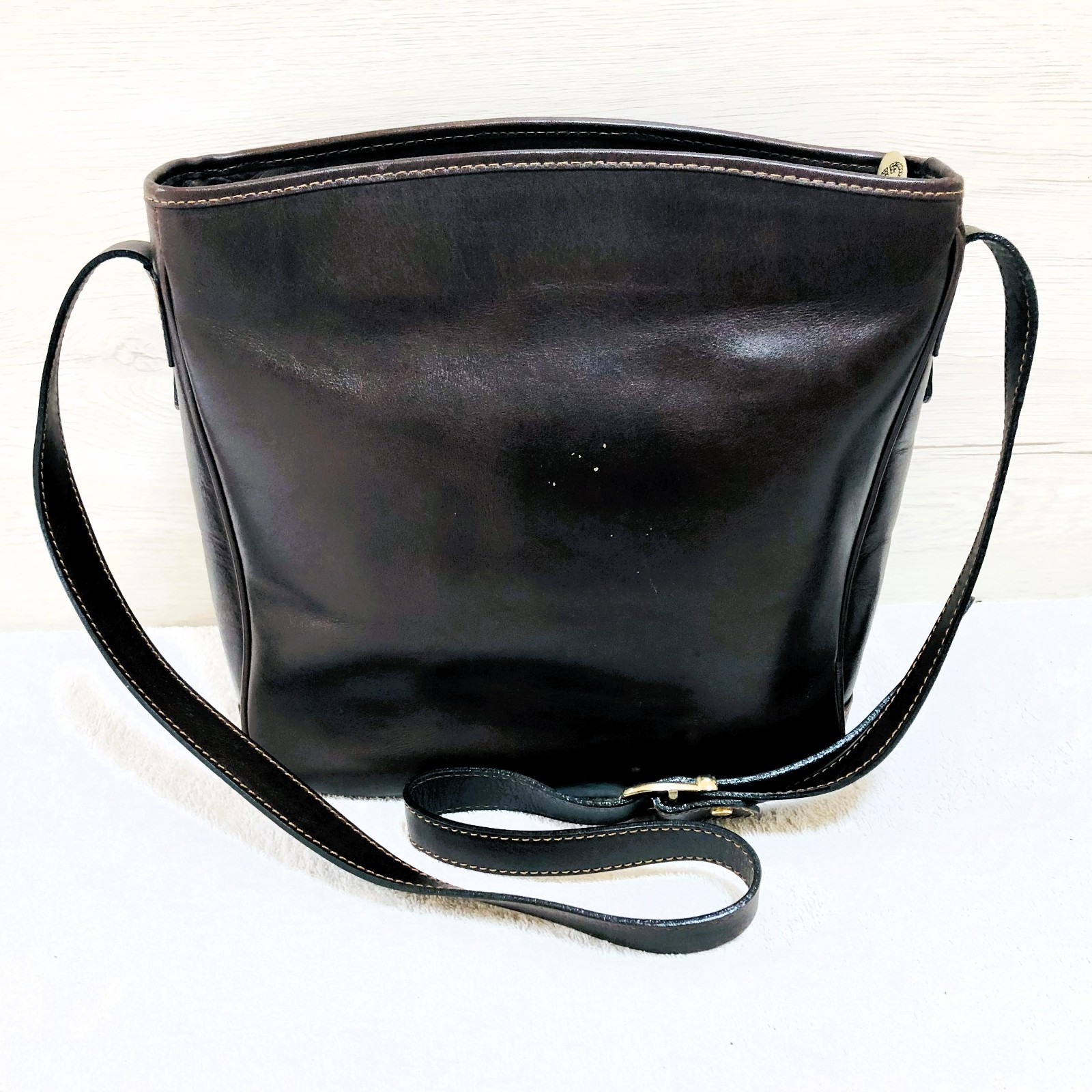 Guy Laroche Brown Leather Shoulder Bag Vintage Large Unisex