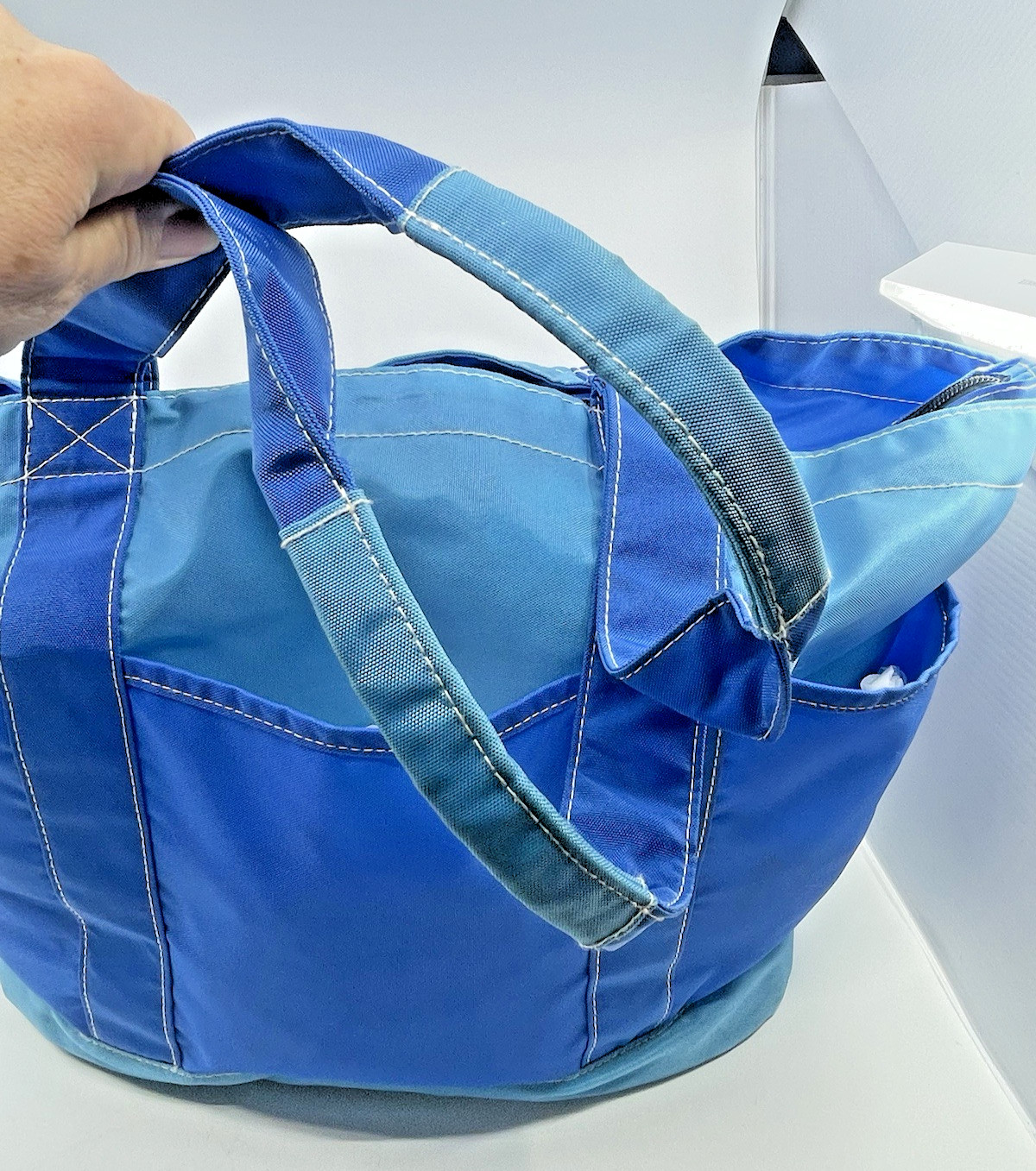 VTG LL Bean Nylon 7 Pocket Zip Boat Tote Blue Color Blocking Gardening Bag