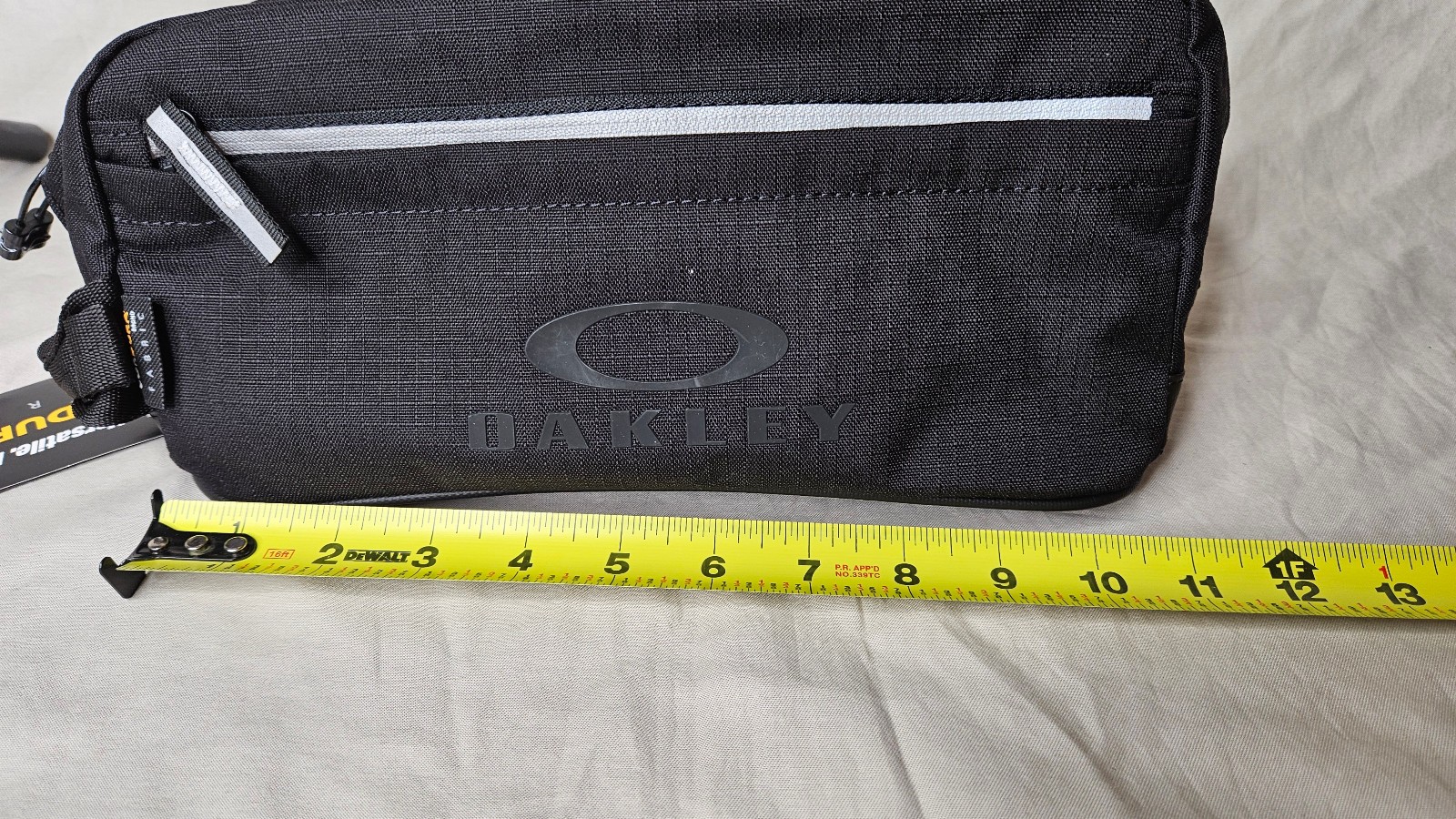 Oakley Utility Travel Case Pouch Black Cordura Toiletry Travel Bag Organizer NEW