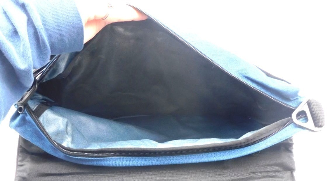 High Sierra Blue Management Essentials Messenger Bag Laptop Case Business w/ Tag