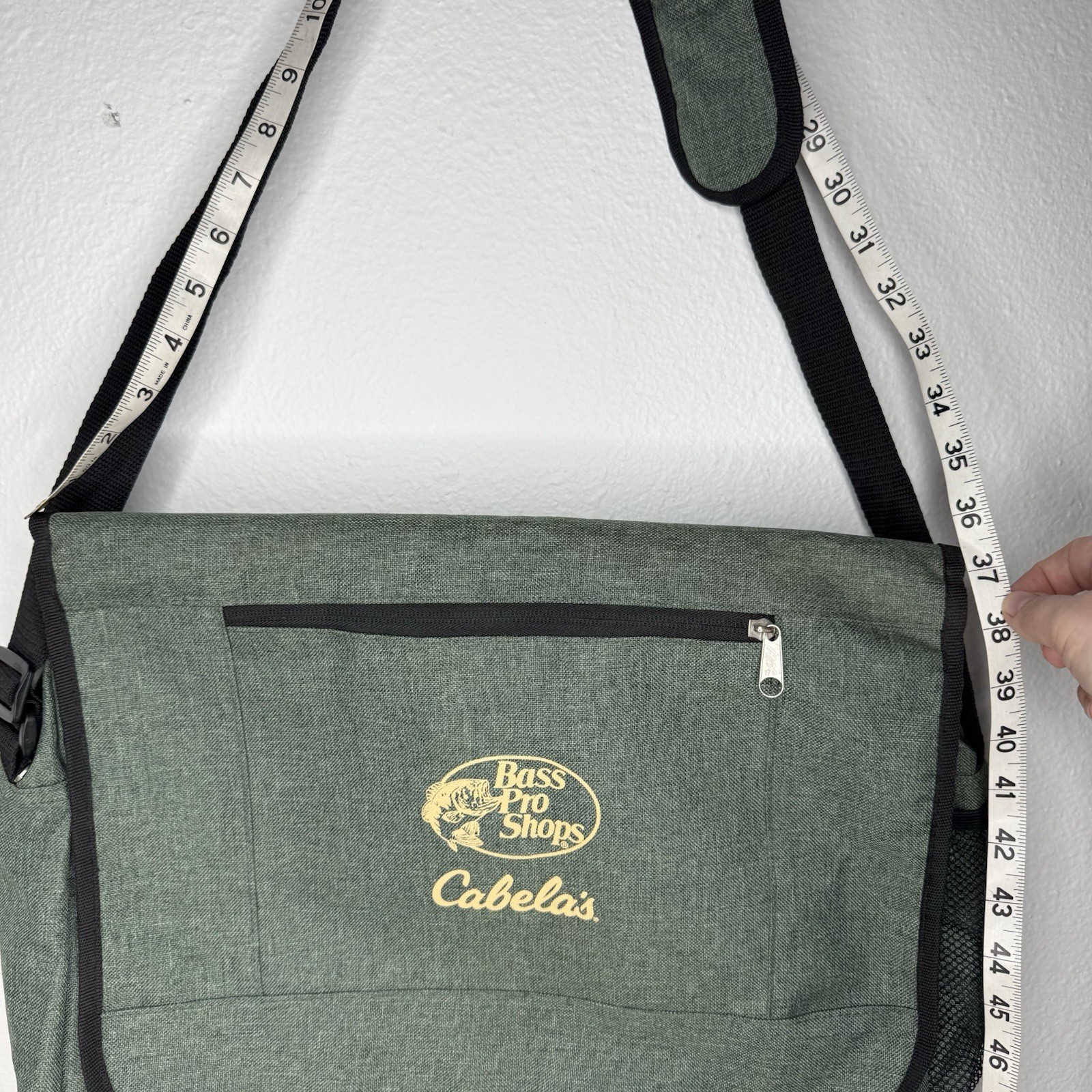 Bass Pro Shops Cabelas Green Satchel Computer Bag Promotional Advertisement Bag