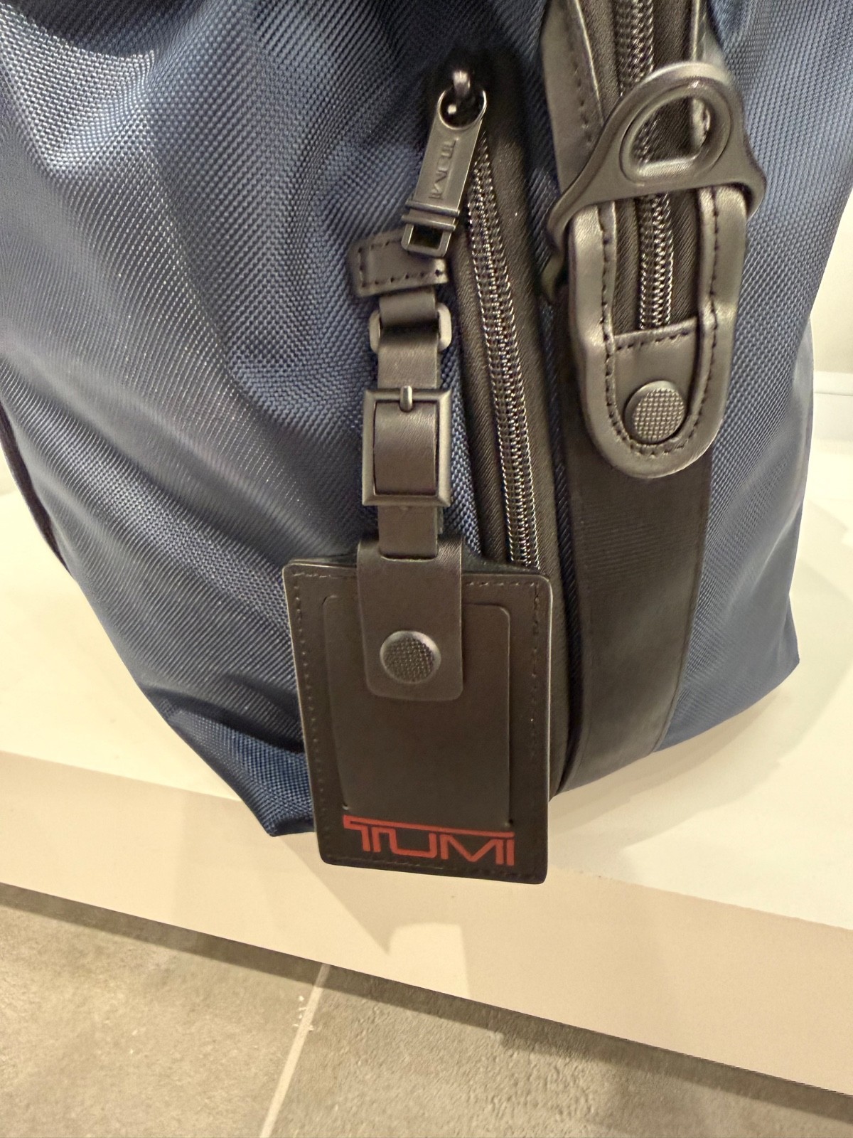 NEW Tumi Gen 4.3 Expandable SOFT TRAVEL Satchel Duffel Bag – NAVY BLUE