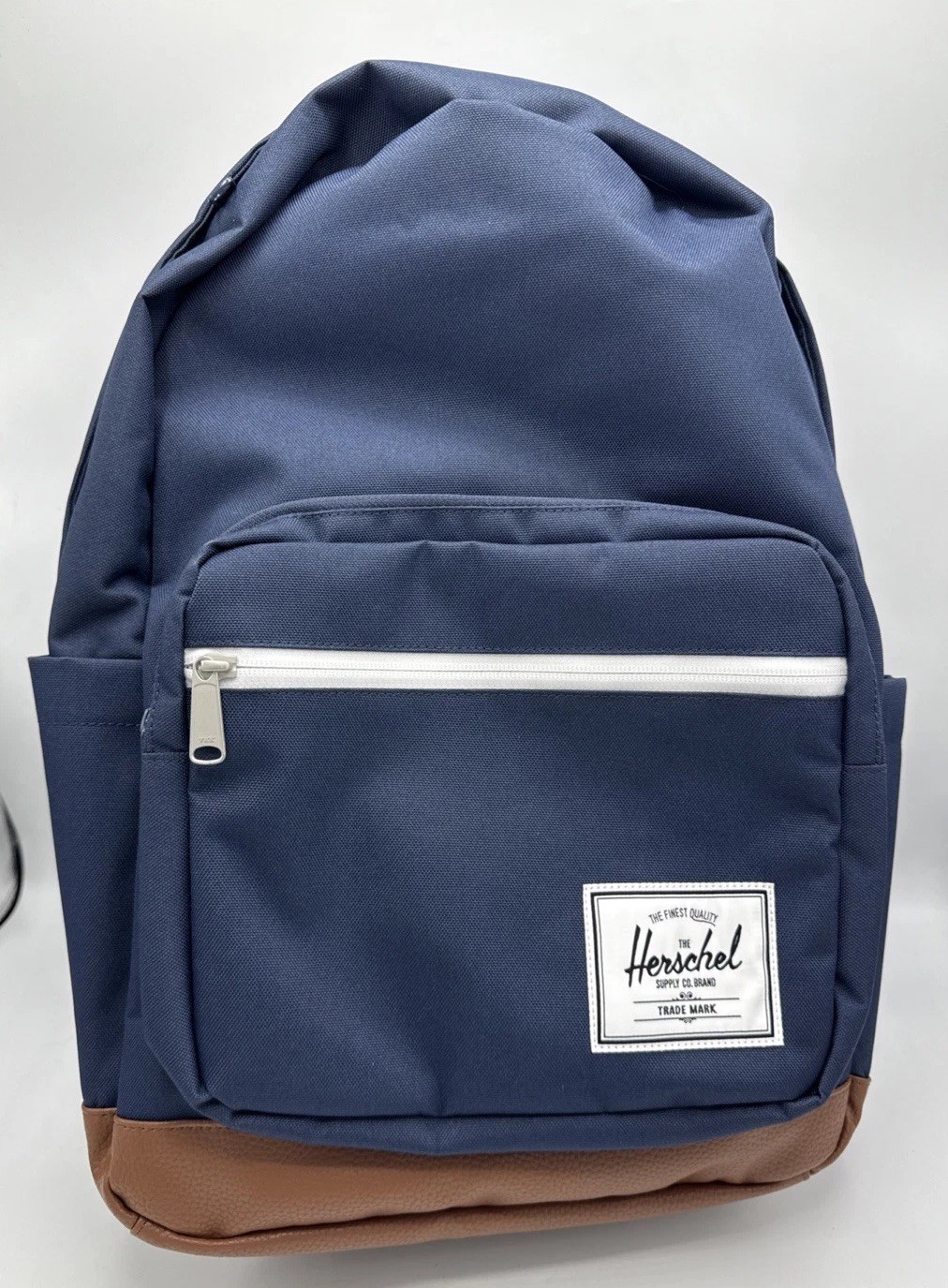 Herschel Pop Quiz Backpack 25L Navy / Tan NWT Zipper, Water Bottle Pockets