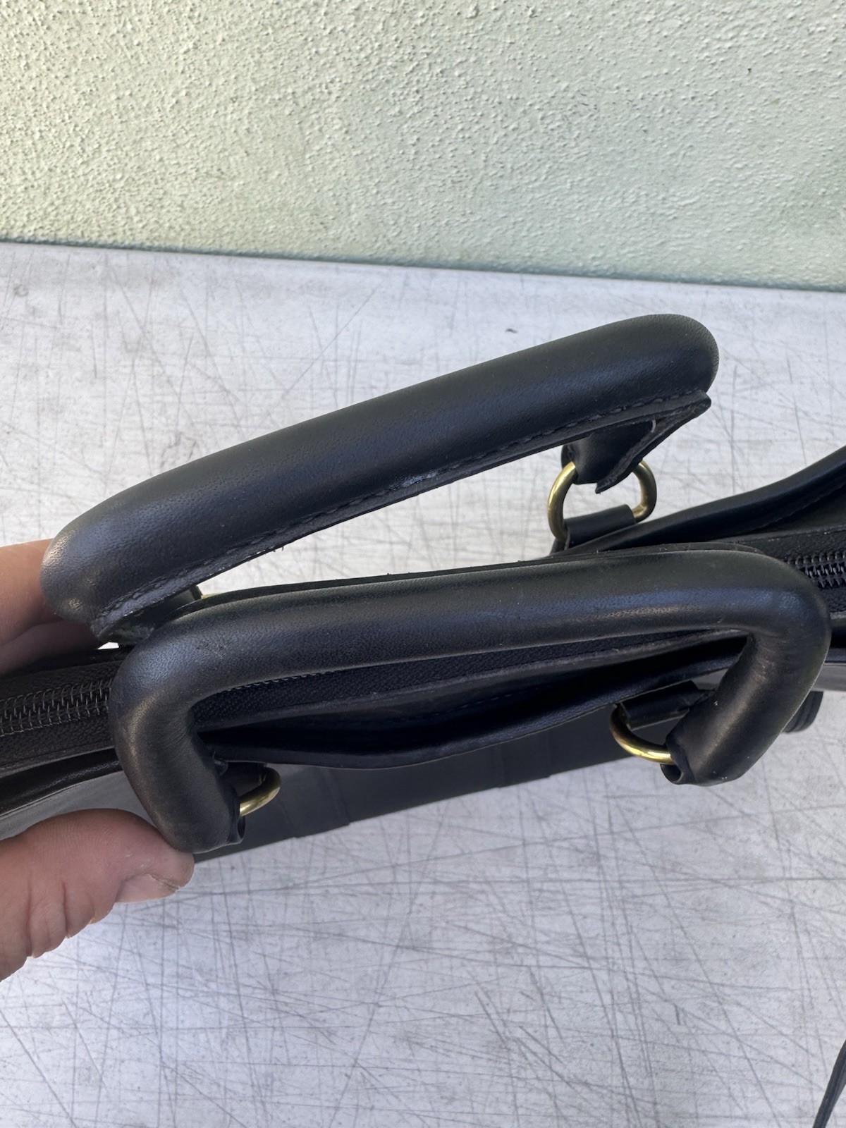 Vintage SCHLESINGER Black LEATHER BRIEFCASE Cowhide Shoulder Strap 17” X 12”