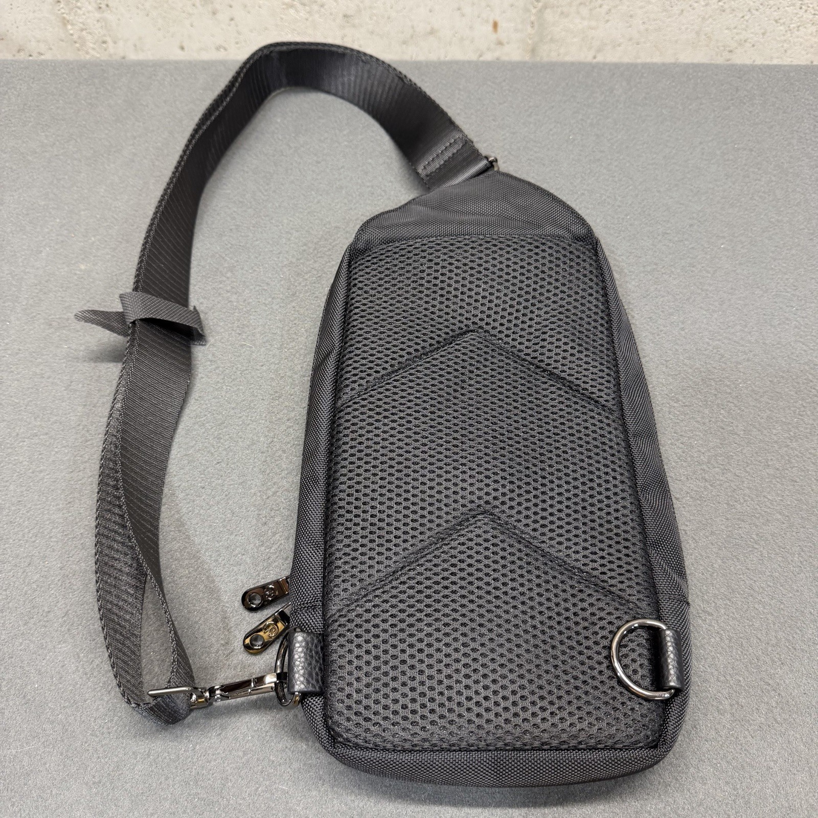 Robert Graham Mixed Media Sling Bag / Crossbody – Black Pebble Small Bag