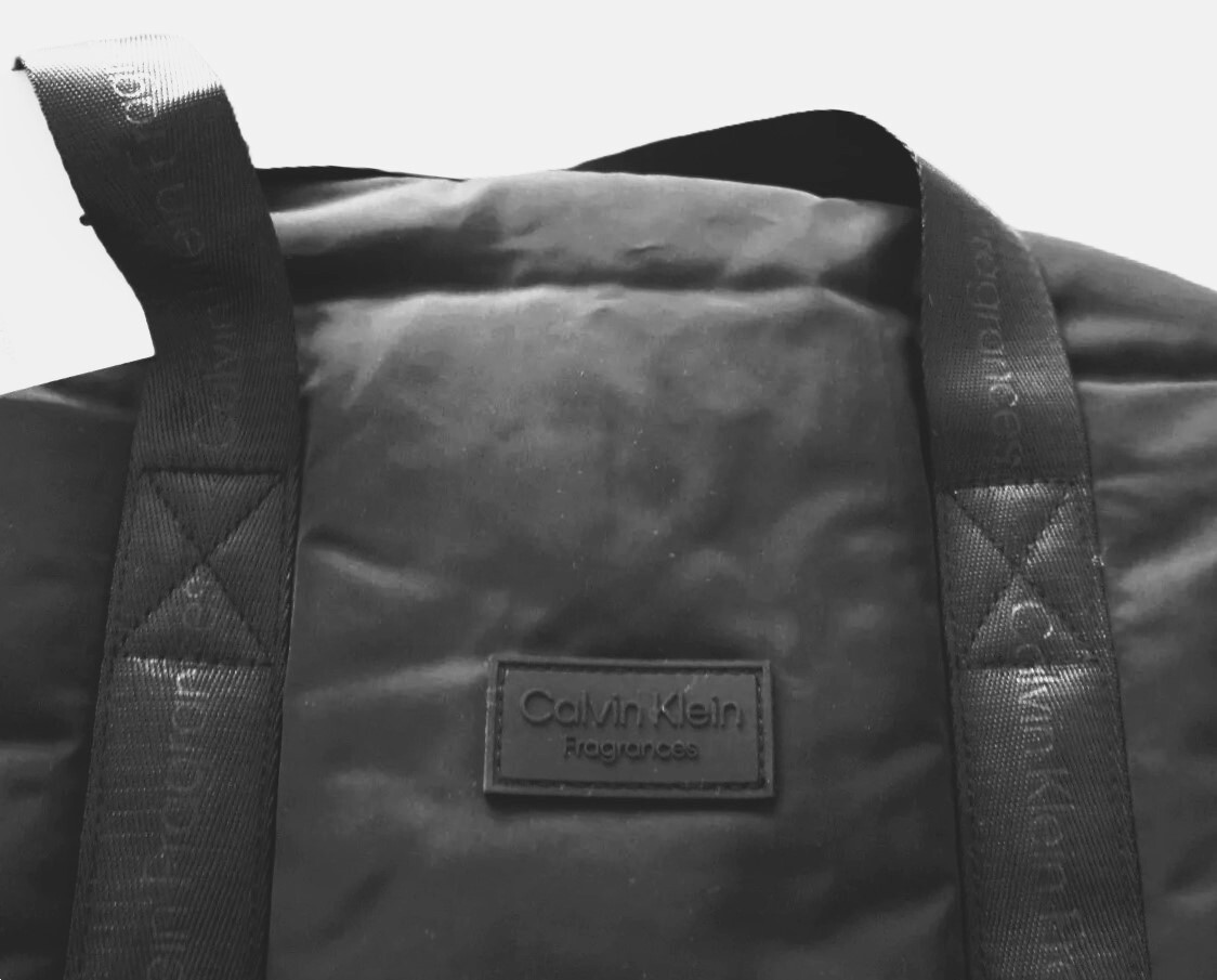 Calvin Klein Logo Unisex Soft Weekender Barrel Duffle Travel Bag Black NWT