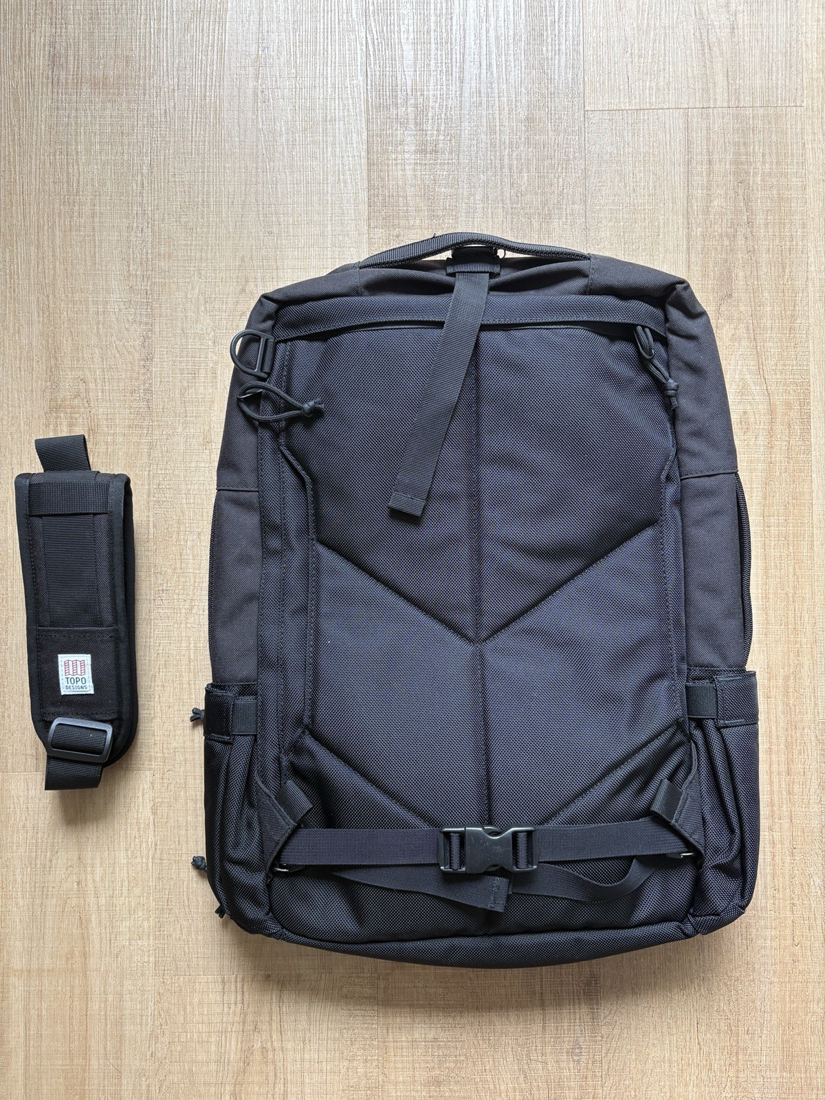 Topo Designs Global Travel Bag 30L Backpack, Black/Black W/ AirTag Holder