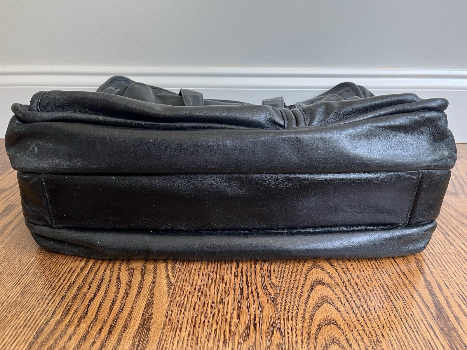 Vtg TUMI Vintage Expandable Leather Organizer Laptop Large Briefcase – Black