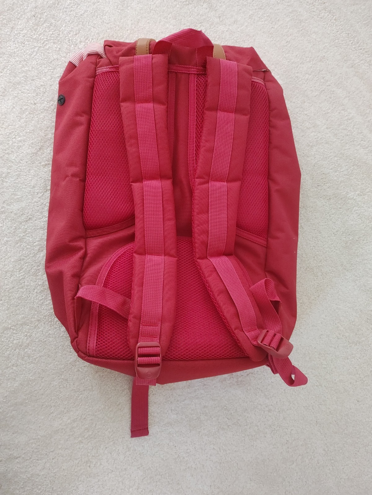 Herschel wine red backpack bookbag w/laptop pocket – up to 15″ laptop/macbook