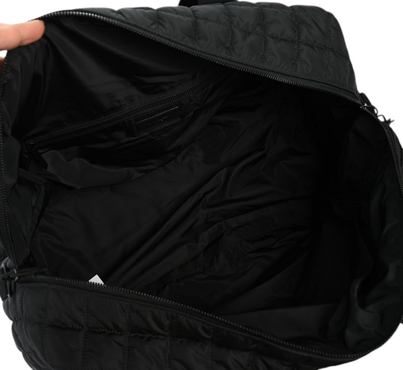 SAINT LAURENT Black NUXX Quilted Duffle Weekend Bag Removable Strap Italy NWT