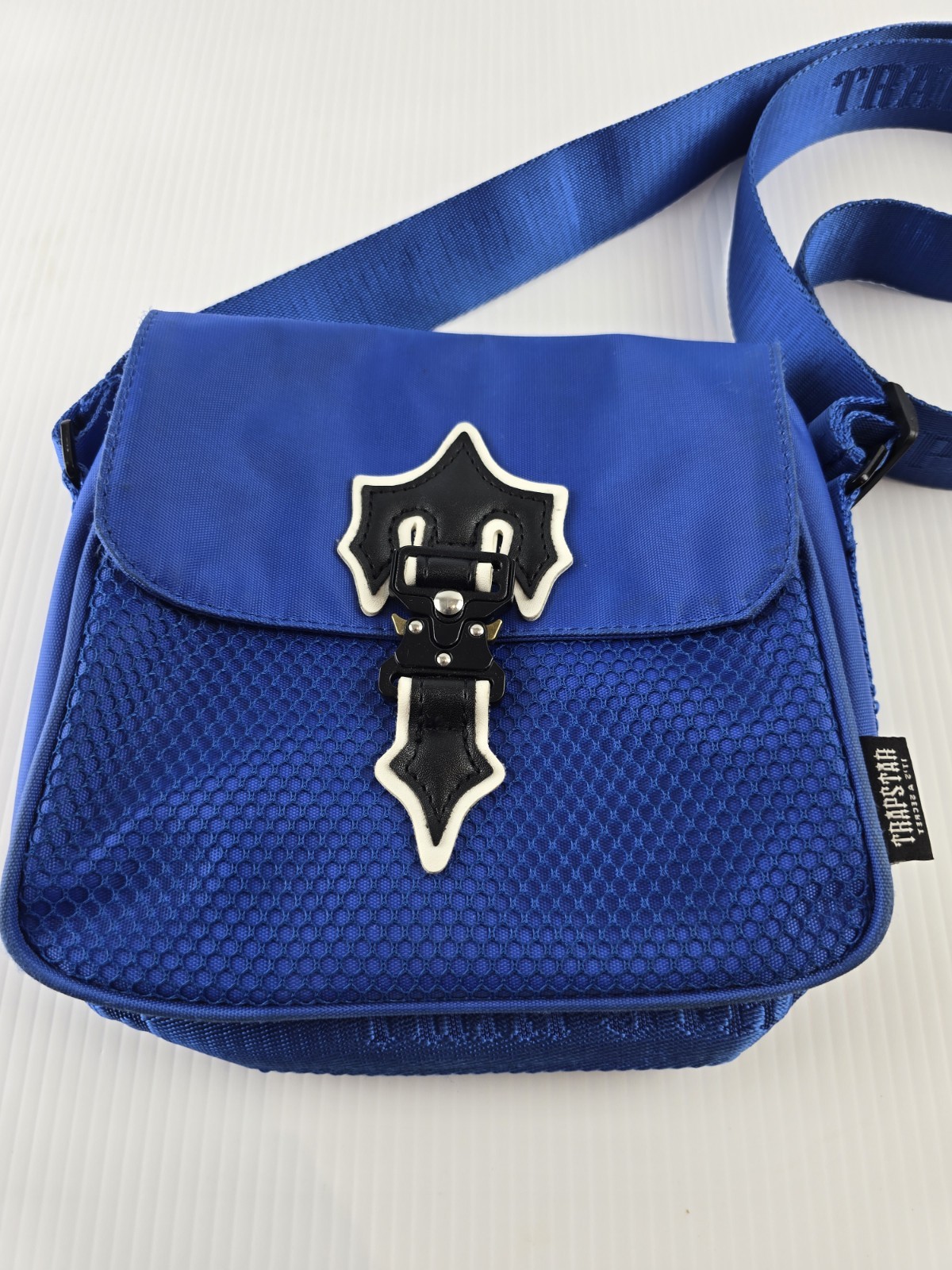 Trapstar Crossbody Messenger Bag Cobalt Blue Irongate T Cross