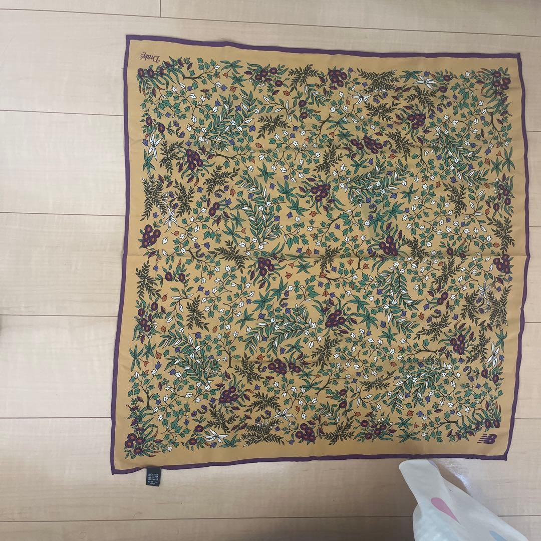 Drake’s × New Balance Scarf Silk 70x70cm Floral Italy Limited Edition