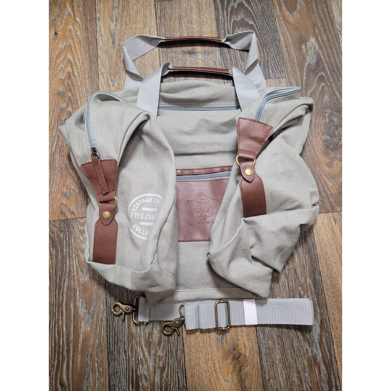 Field & Co. 2018 Final Four San Antonio Grey Canvas Duffel Bag Weekender Mens