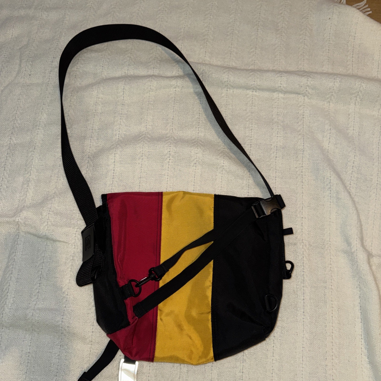 Timbuk2 Classic Laptop Messenger Bag Black, Yellow, Red