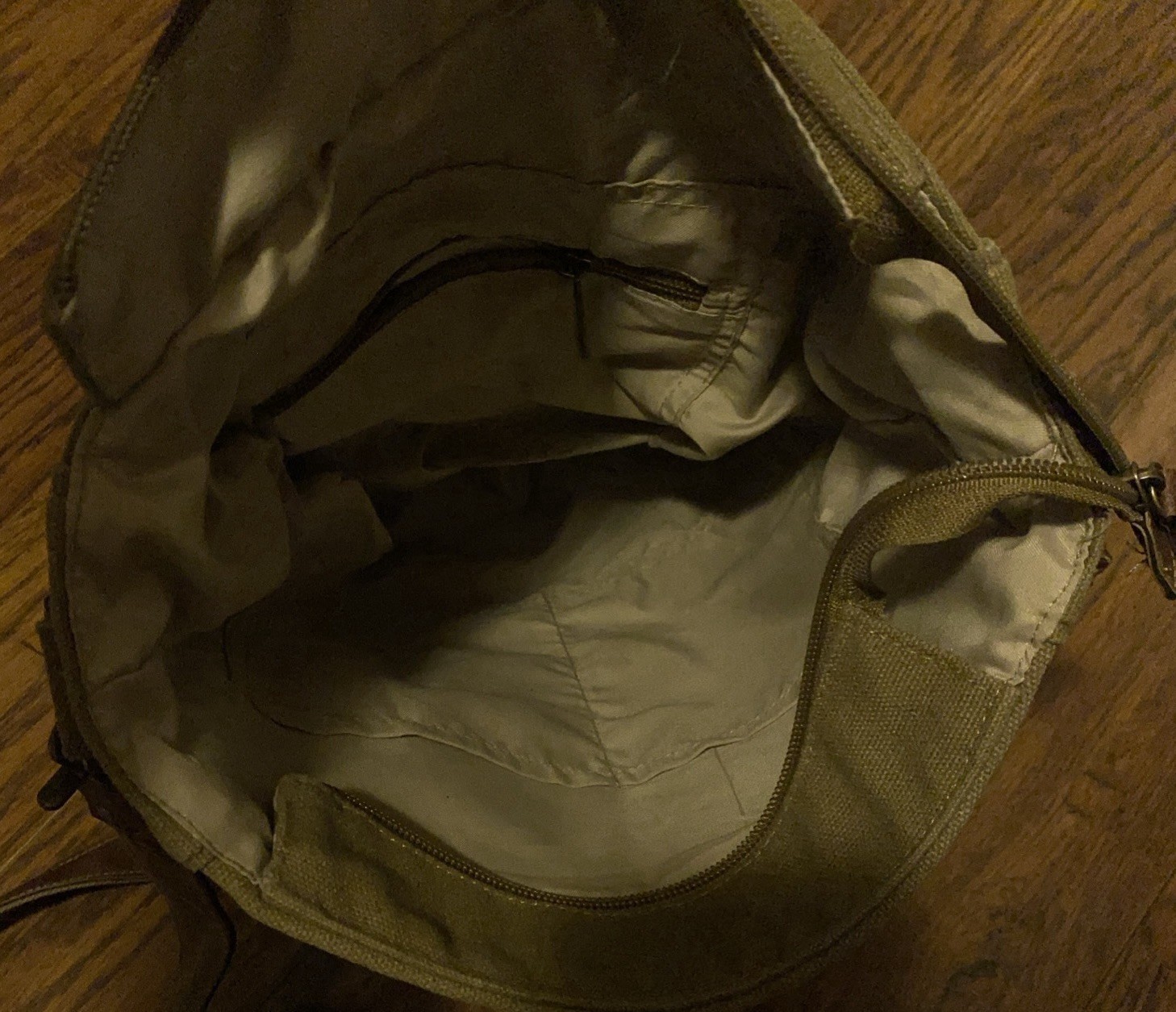 Messenger Bag Textile Canvas Messenger Bag Browns CROSS BODY 14x9x3 EUC