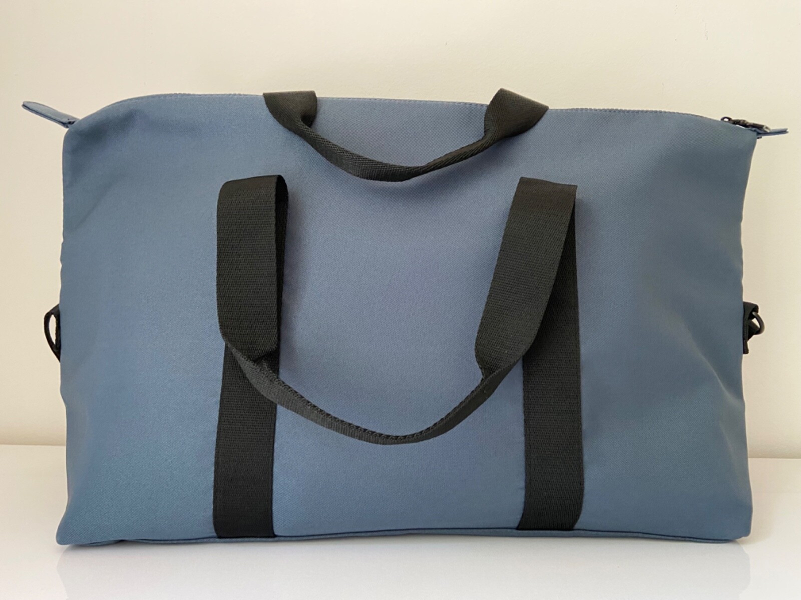 Coach Fragrance Duffle slate blue Weekender Carry-on Gym Shoulder / Hand Bag New