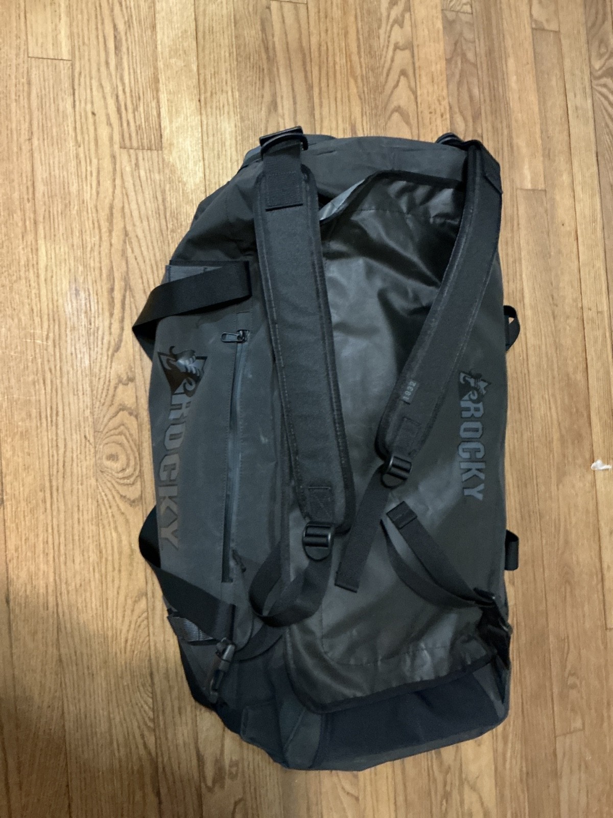 Rocky duffle bag, 28x12x12″, black, same quality as north face duffle bag