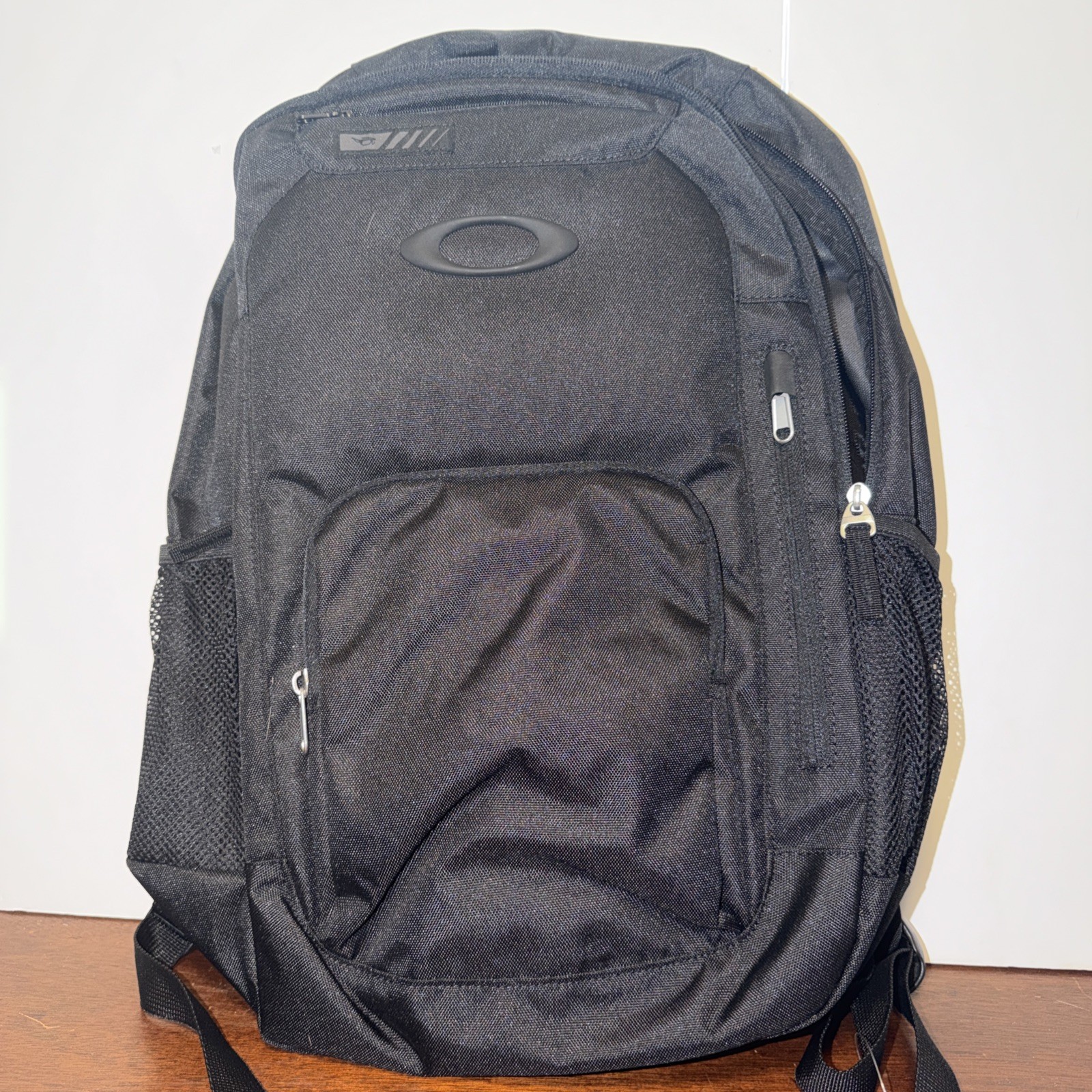 Oakley 921055ODM 22L Enduro Backpack