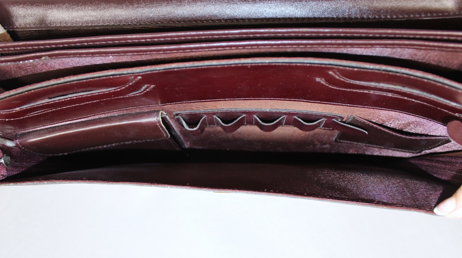 Vintage Leather Attache Briefcase Burgundy Folio Laptop Locking Bag 90s