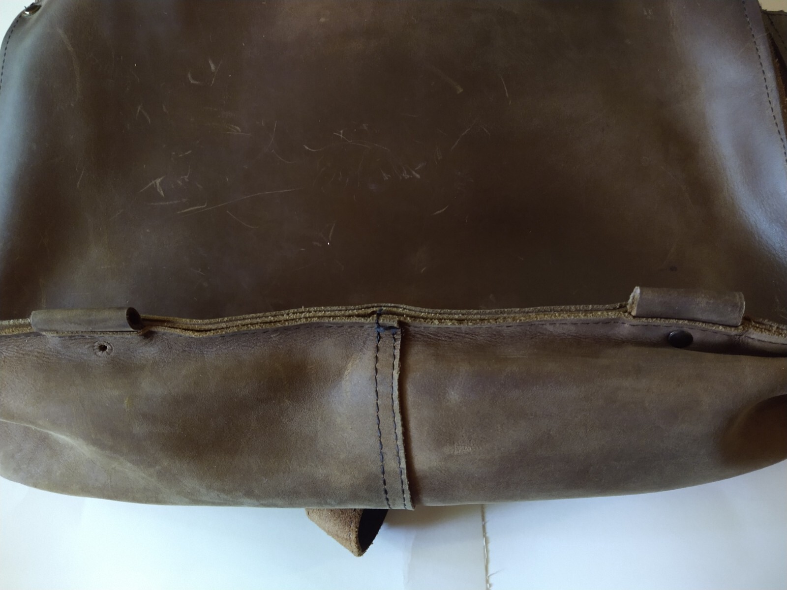 Copper River Co Brown Leather 19″ Harness Crossbody Messenger Bag Made In USA