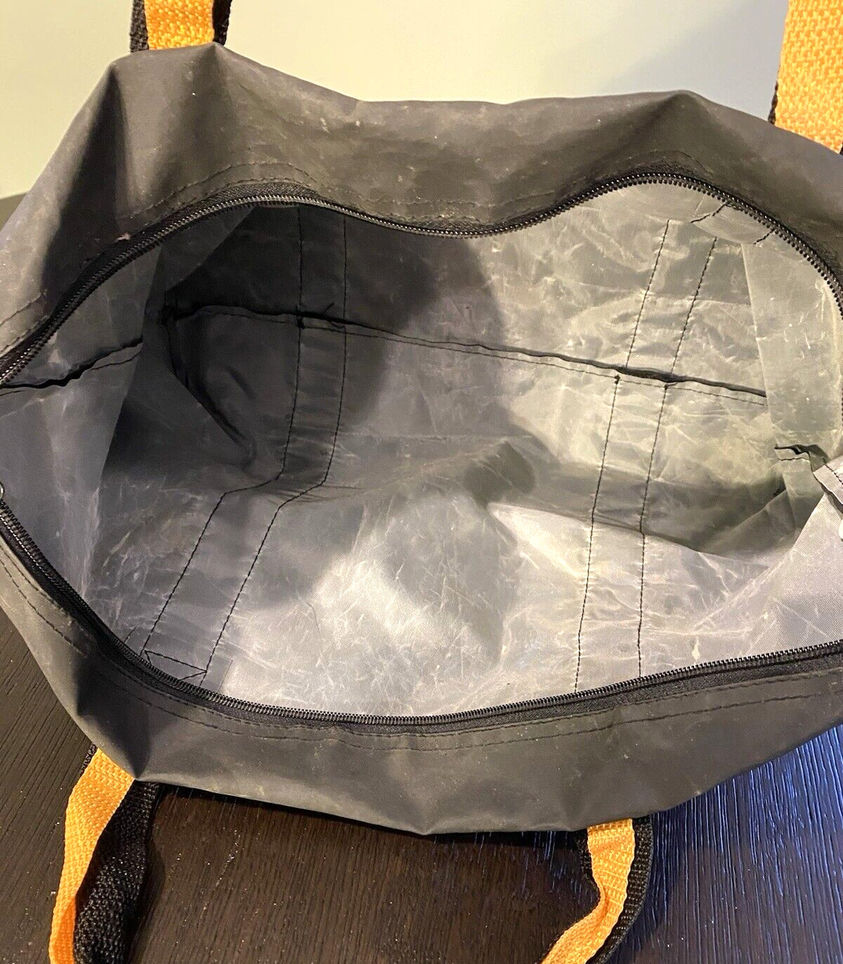 Bill Blass Retro Weather-proof Carry Bag Tote Jet Foldable Duffle Black Gold