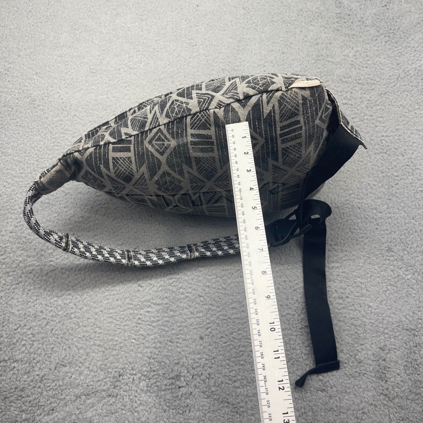 Kavu Rope Bag Gray Black Geometric Tribal Canvas Sling Backpack Unisex Crossbody