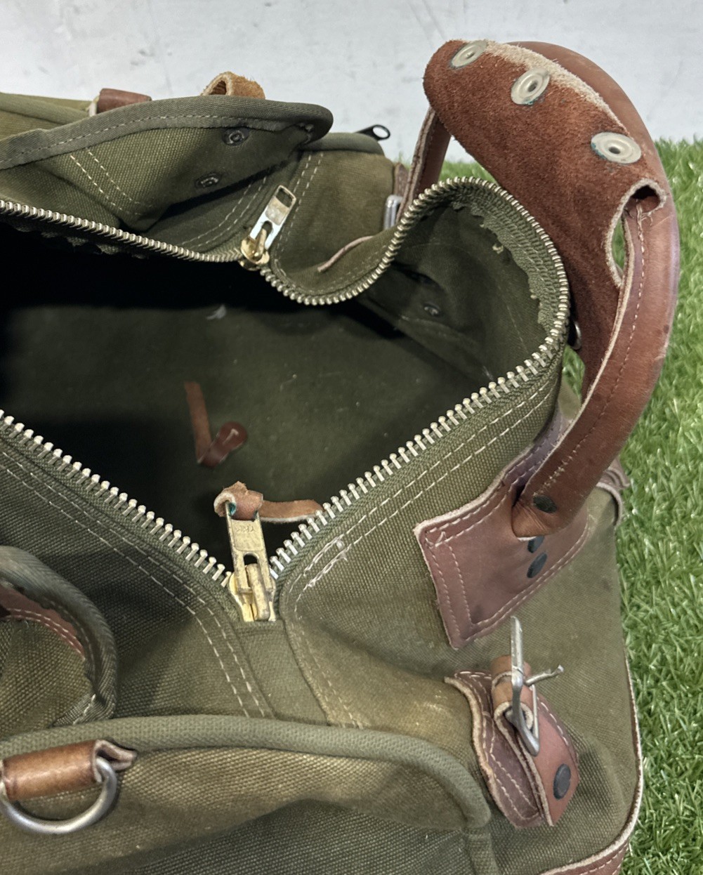 VNTG Orvis Duffle Bag Canvas Leather Green Brown Travel Weekender Luggage Large