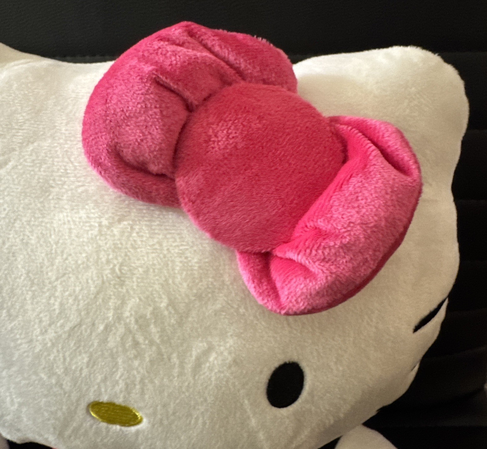 Sanrio Hello Kitty Plush Backpack 14” Large Zip Closure Pink White Black New
