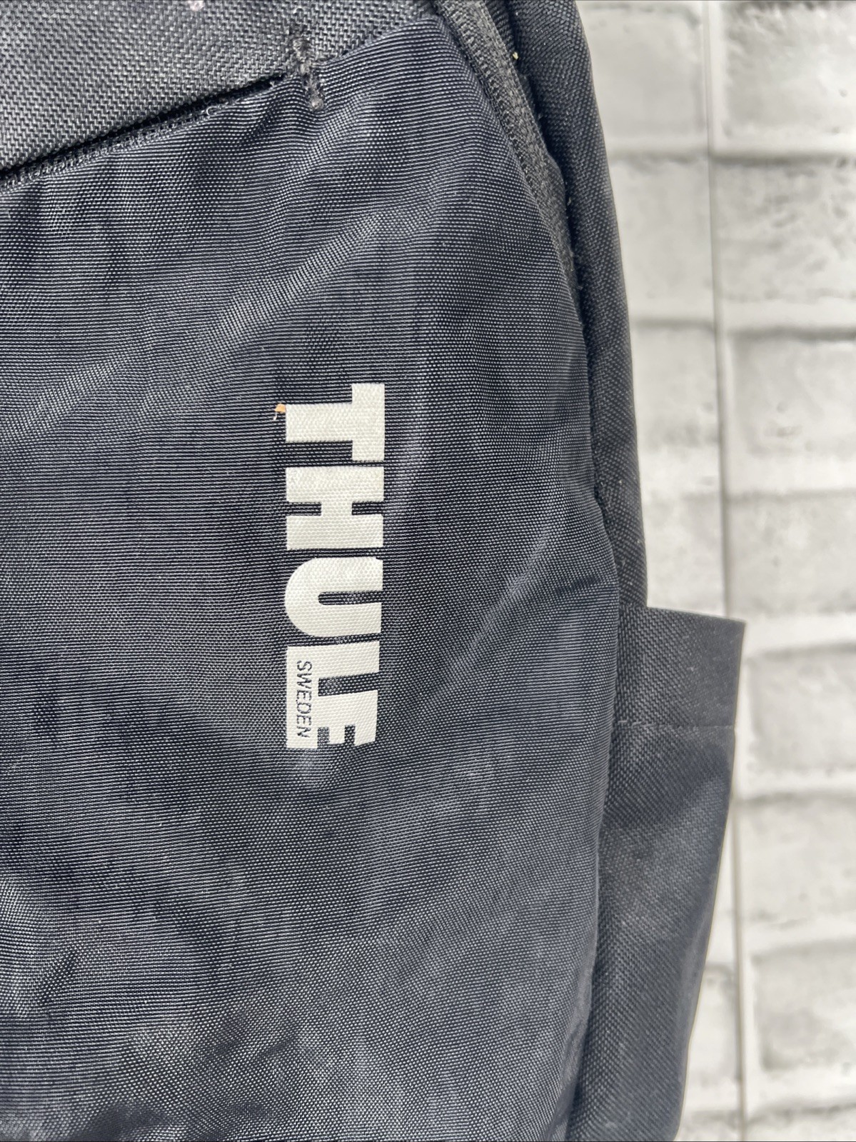 THULE Indago 23L Travel Backpack Bag w/ Laptop Sleeve in Black
