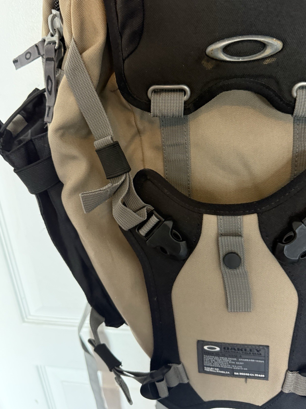 Oakley Tool Box 2.0 SI Tactical Terrain Tan Backpack