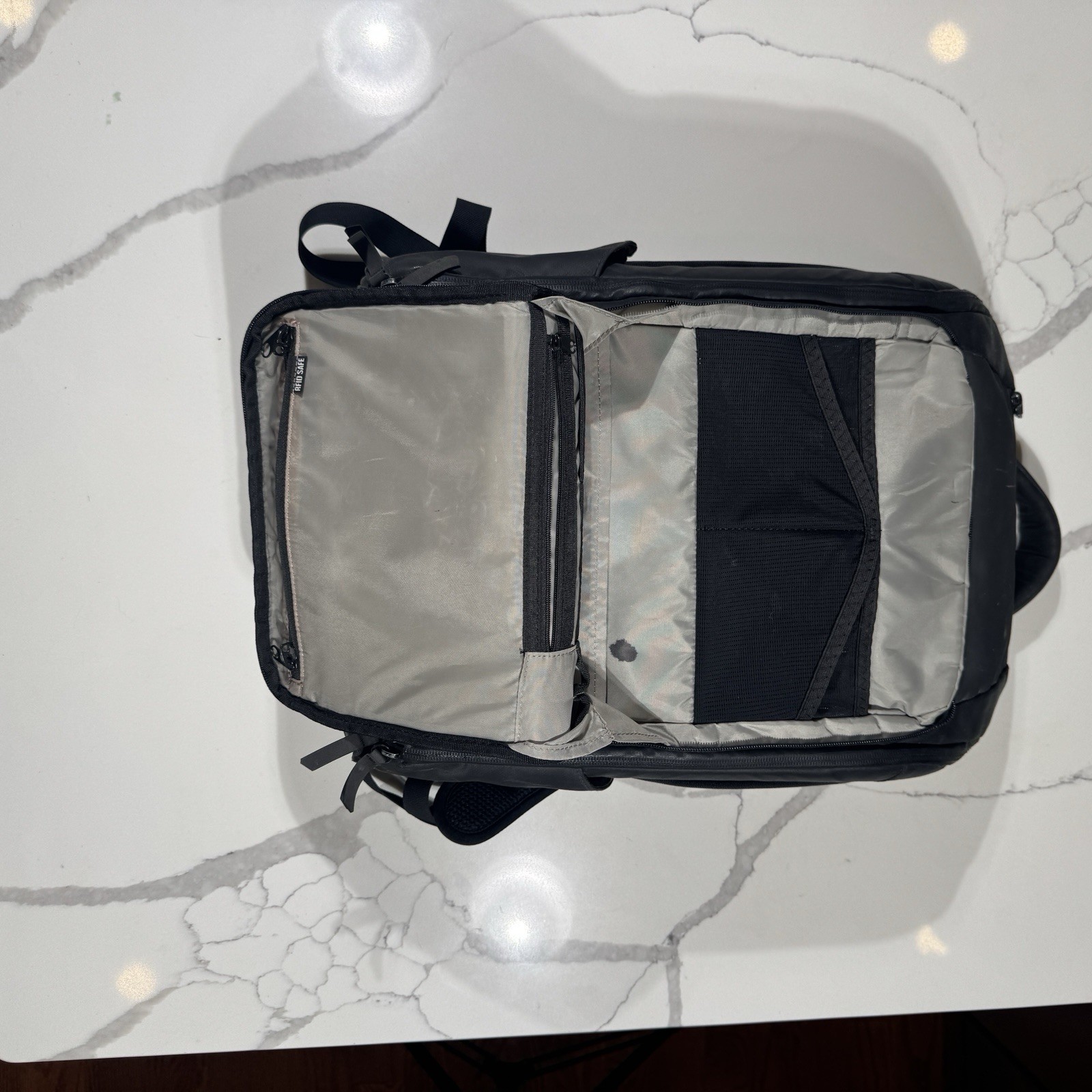Nomatic Travel Pack 20L, Expands to 30L, Black Color, Good Condition, $349 Value