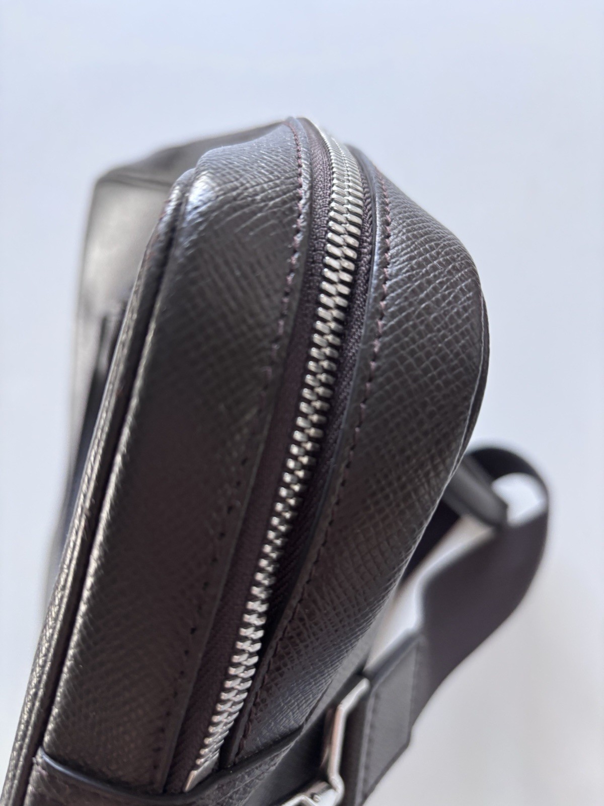 Hugo Boss Men’s Black Embossed Leather Crossbody Stap Signature Briefcase Bag